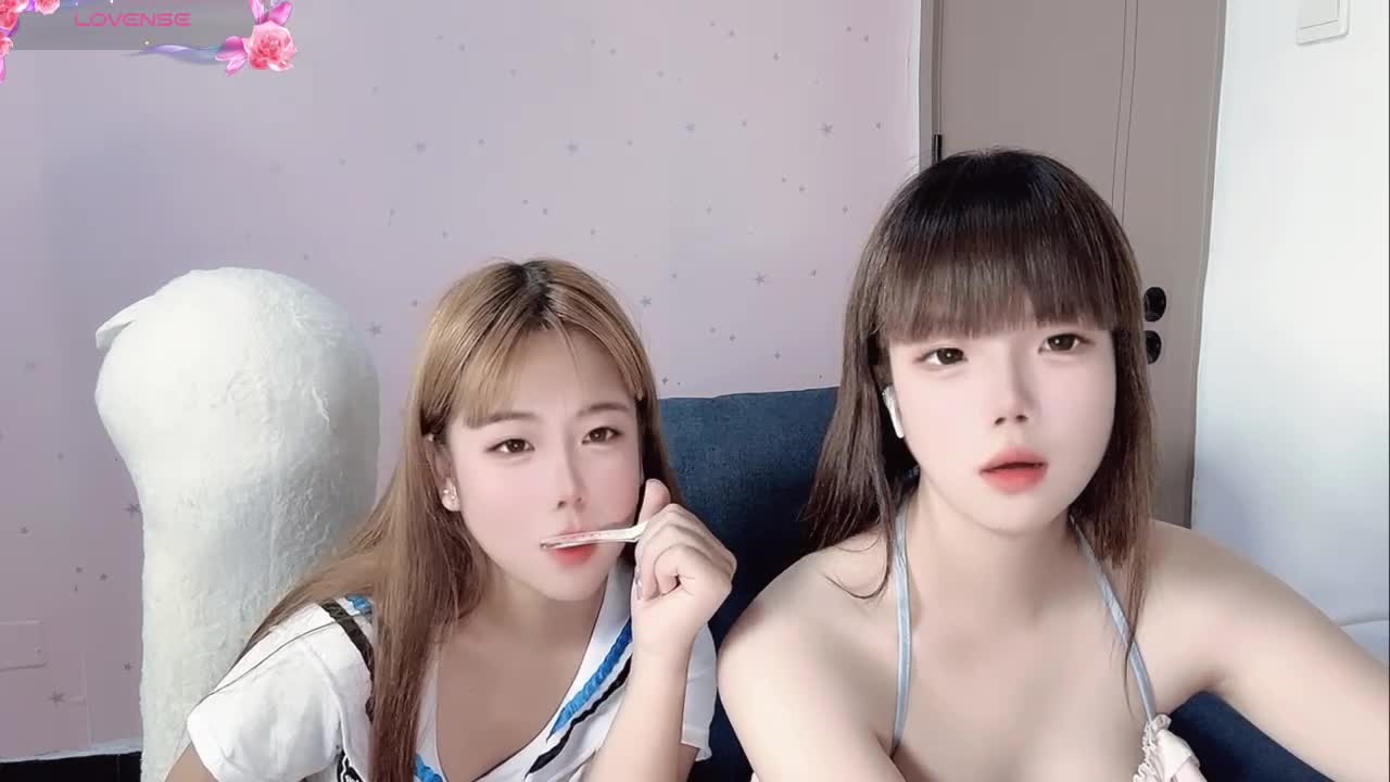 TT-XXTT cam recording