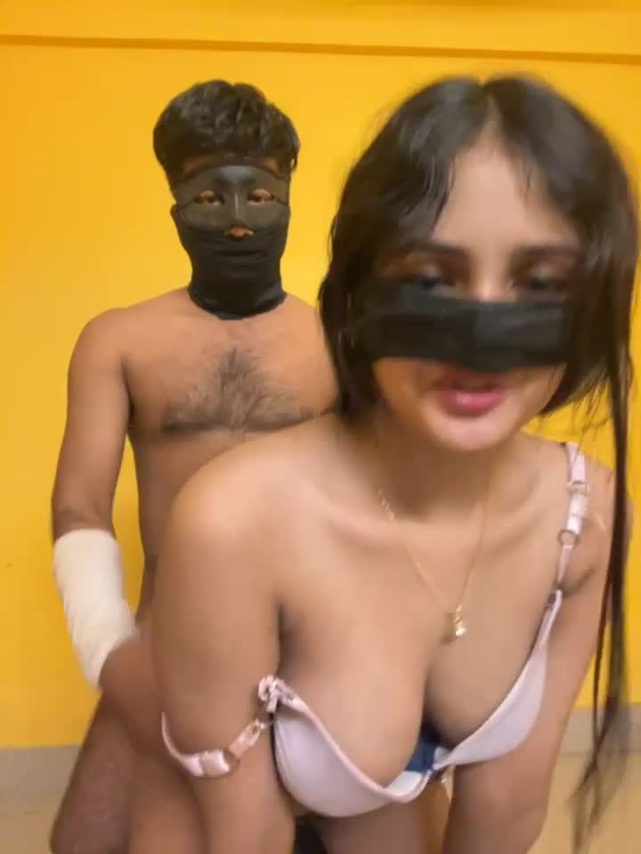 Hotcouple012